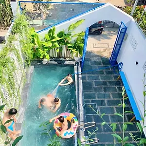 Lazy Bear , Hoi An Vietnam